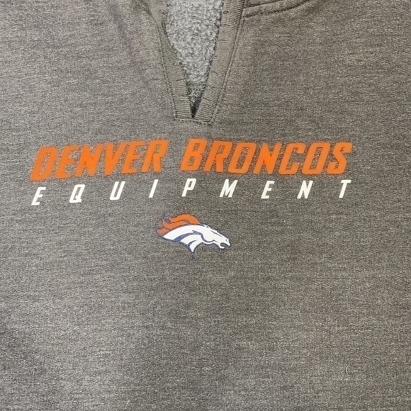 Denver Broncos Gray NFL Hooded Sweatshirt Small - Picture 6 of 9